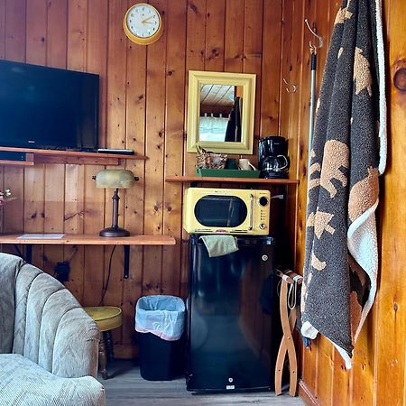 Cedar Ridge Cabins Honor ภายนอก รูปภาพ