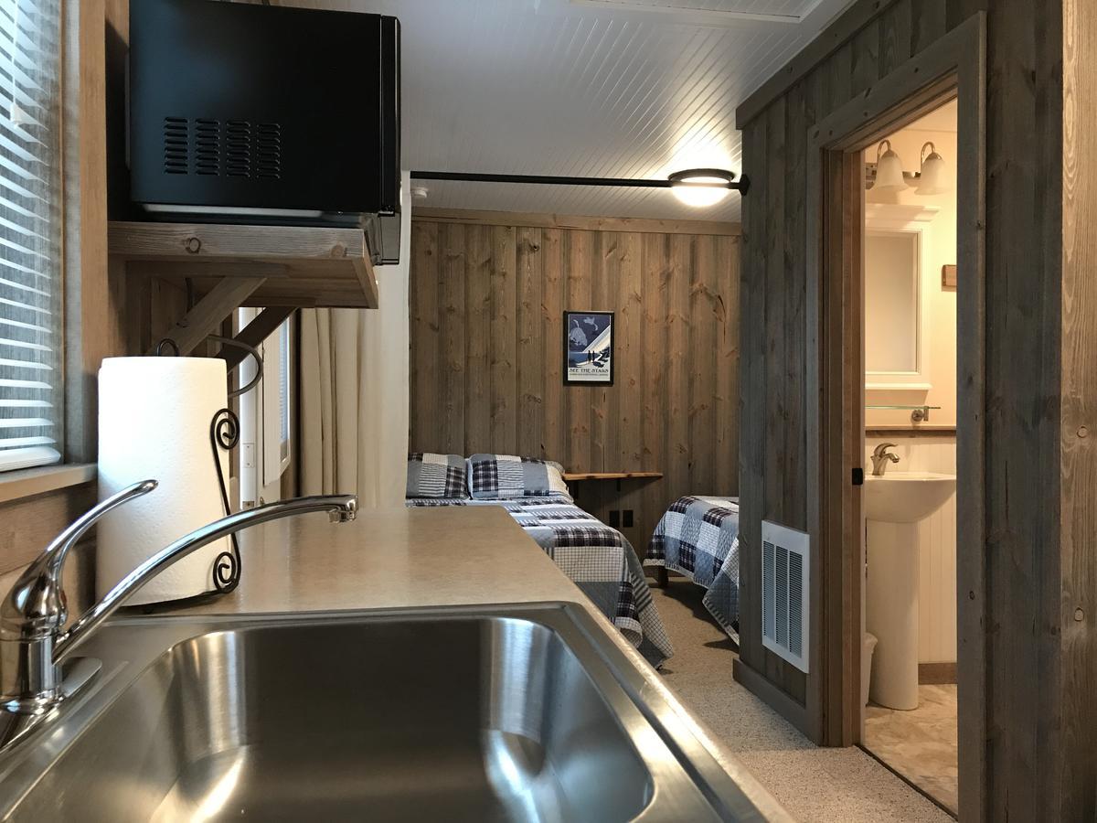 Cedar Ridge Cabins Honor ภายนอก รูปภาพ