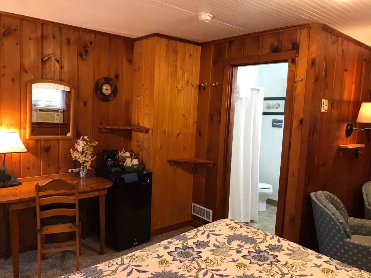 Cedar Ridge Cabins Honor ภายนอก รูปภาพ